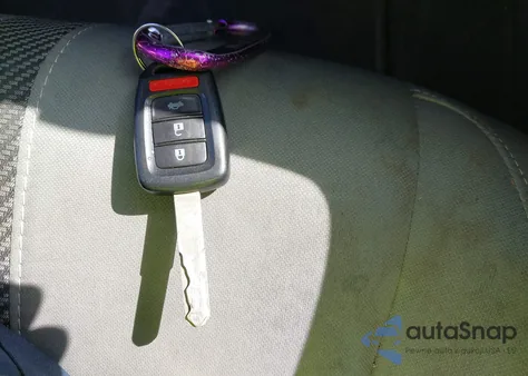 2016 Honda Civic Lx z USA, uszkodzony, nr VIN 19XFC2F55GE049647